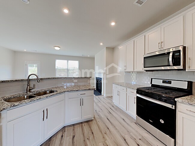 Foto del edificio - 4309 Fieldcrest Dr