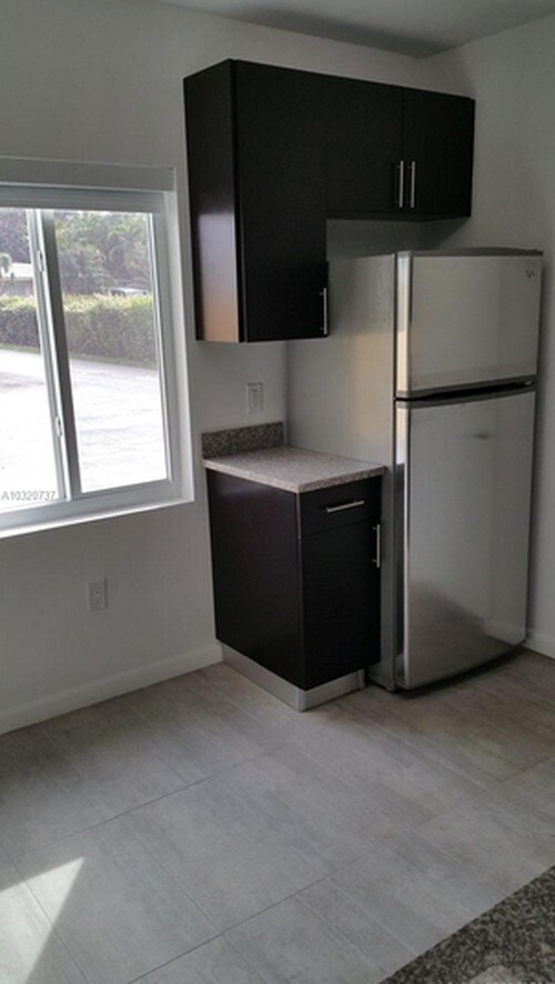 Foto del edificio - 192 NE 89th St