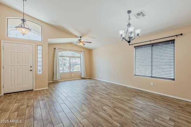 Building Photo - 1279 W Jersey Way