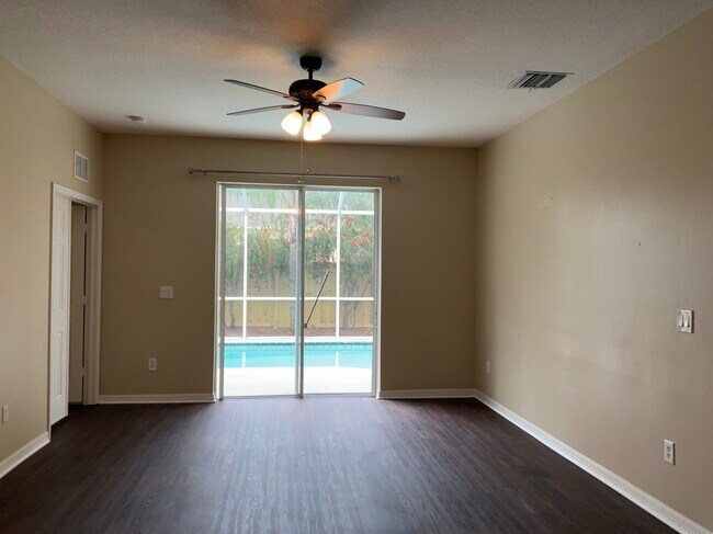 Building Photo - 19053 Tilobe Loop