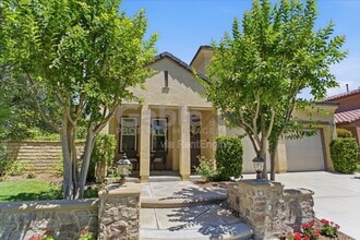 Building Photo - 26882 Greenleaf Ct