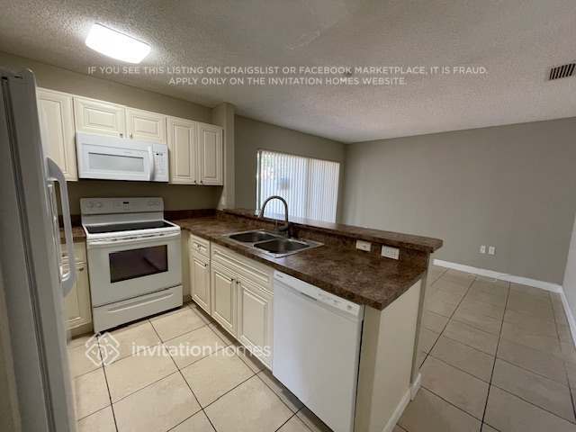 Foto del edificio - 4220 SW 72nd Terrace