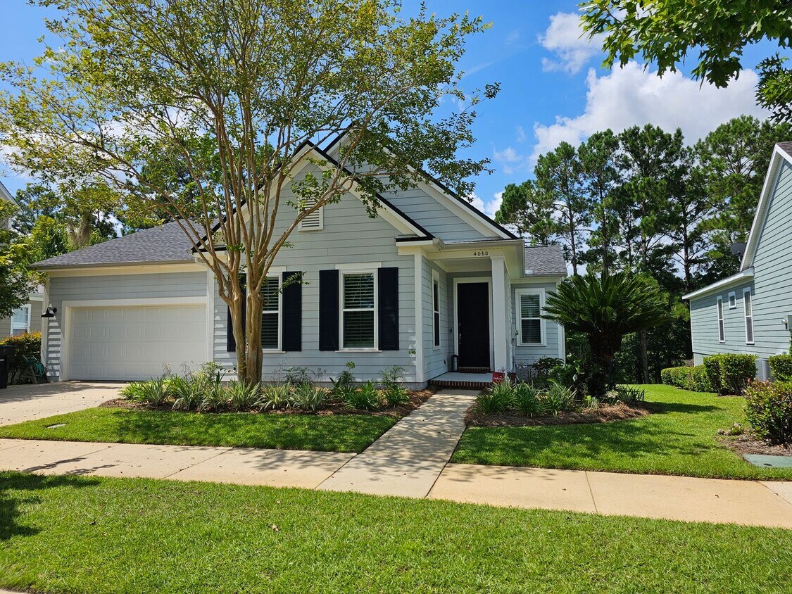 Foto principal - 3BR/2.5BA Close to Everything