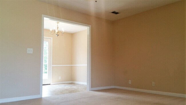 Foto del edificio - 3 br, 2.5 bath House - 2041 Leefield Drive