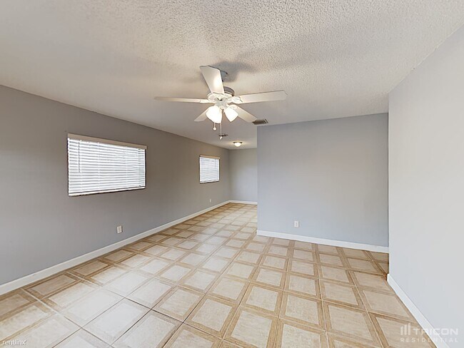 Foto del edificio - 3020 NW 23rd St