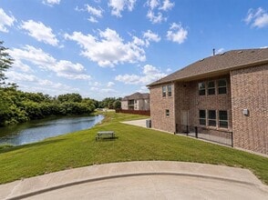 Building Photo - 3040 Martello Ln