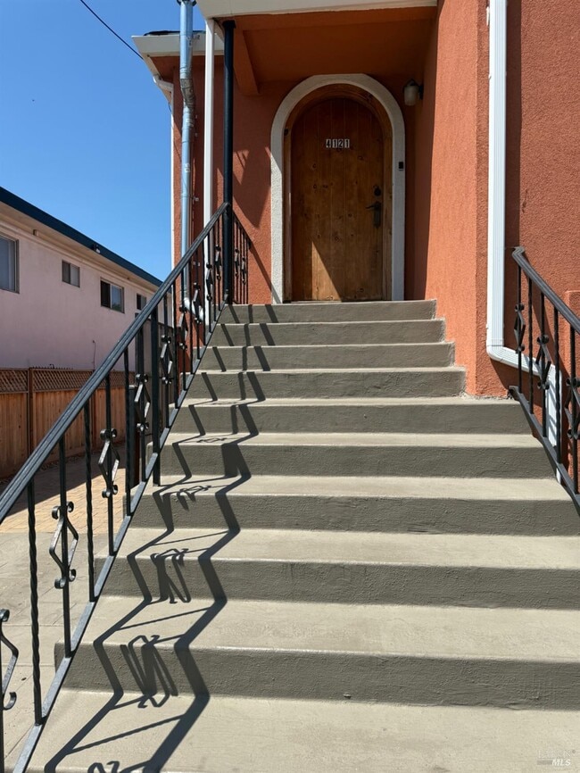 Building Photo - 4121 Lusk St