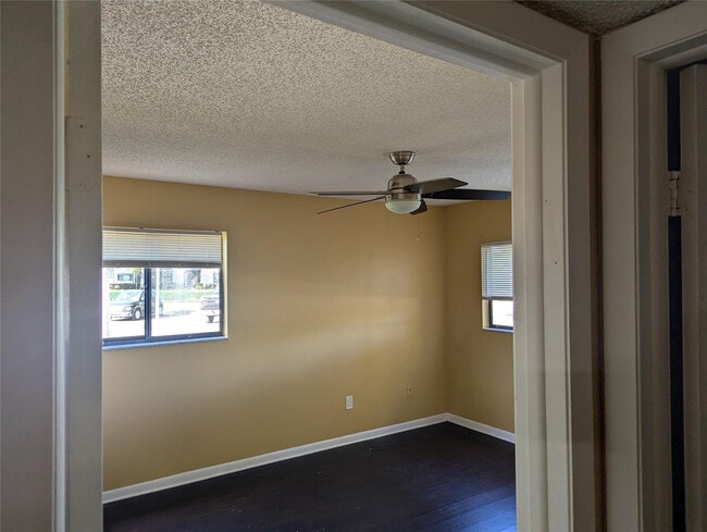 Building Photo - 9612 W McNab Rd