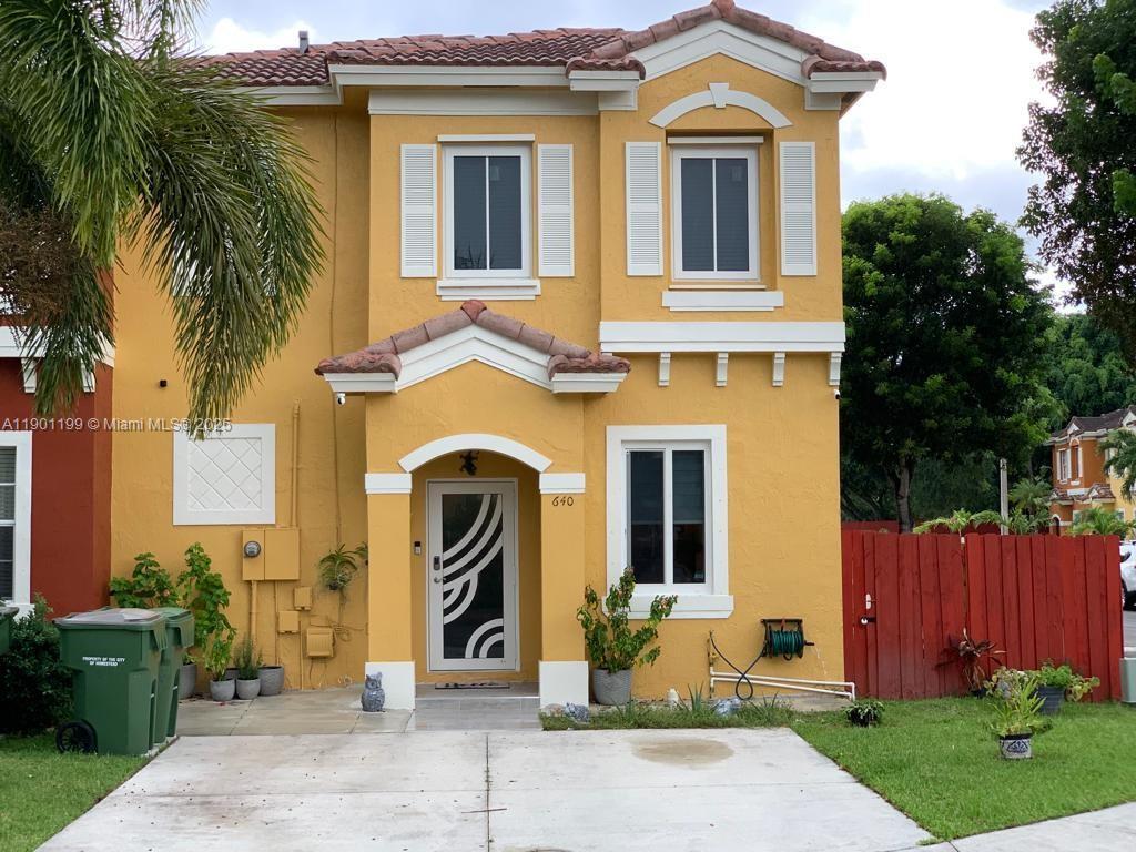 Foto principal - 640 SE 1st St