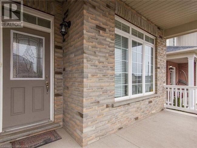 Building Photo - 426 Robert Ferrie Dr