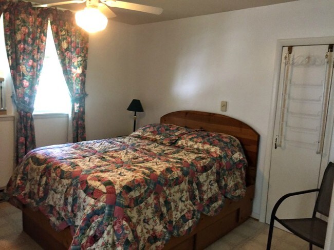 Foto del edificio - 294 Hines Ave