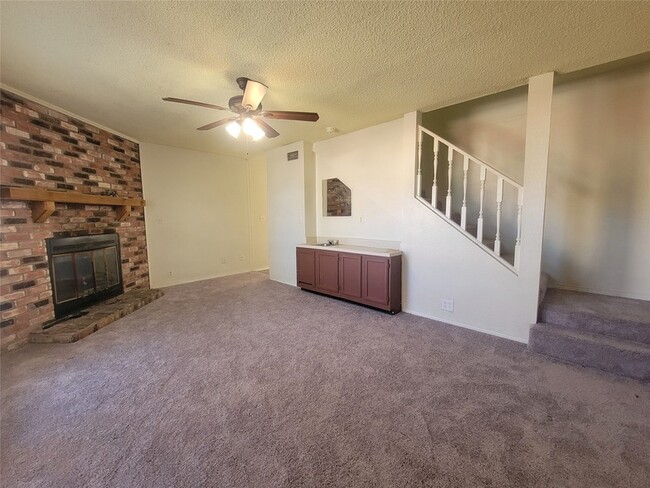 Photo - 270 Alexandria St House