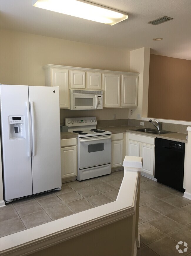 Wyngate Forest Houses for Rent with a Swimming Pool Jacksonville, FL