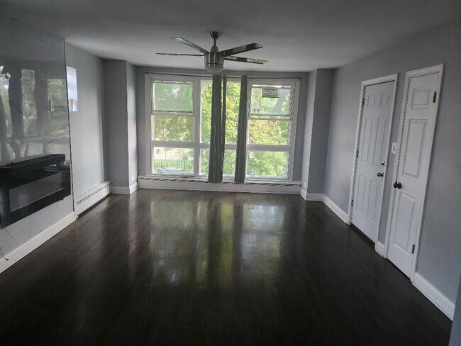 Foto del edificio - 5078 W Adams St