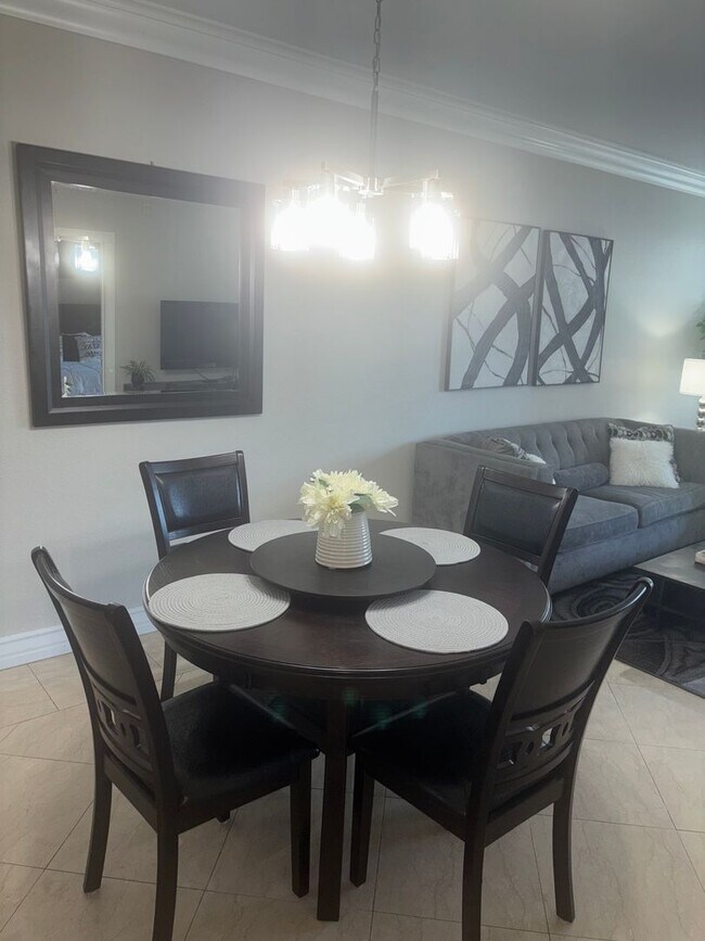 Foto del edificio - Genoa, fully furnished 2bdr/2bath unit, ov...