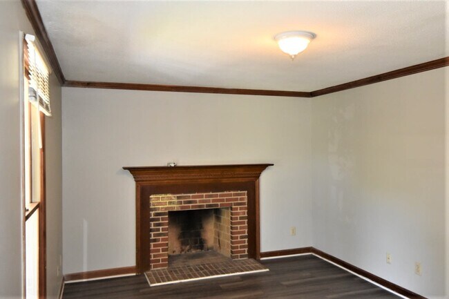 Building Photo - 932 Big Bend Ct