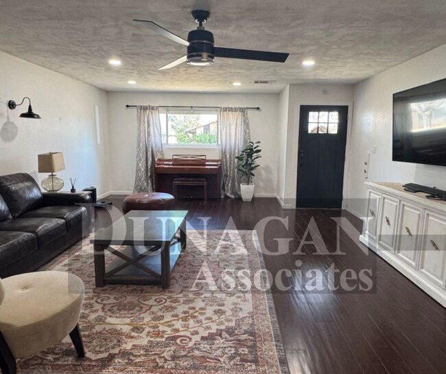 Foto del edificio - Partially Furnished- 3bed 2bath home with water paid