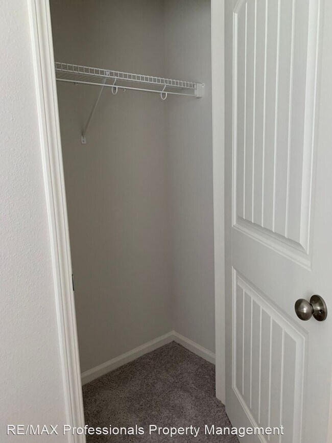 Foto del edificio - 4 br, 2 bath House - 354 SW Jewel Lake Drive
