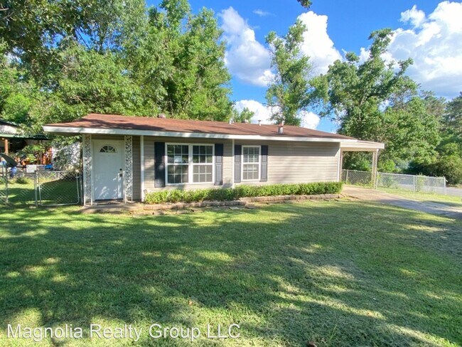 Building Photo - 3 br, 1 bath House - 1119 Westwood Drive
