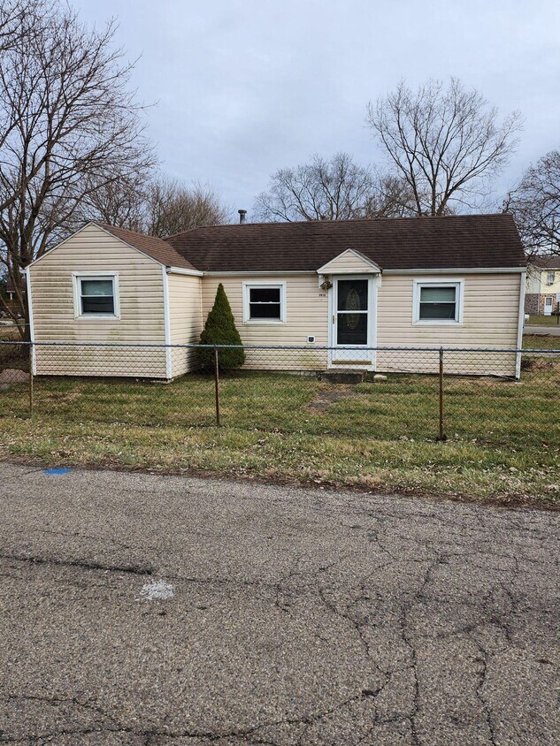 Primary Photo - 3910 N 1st St