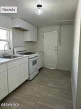 Building Photo - 3808 Frankfort Ave