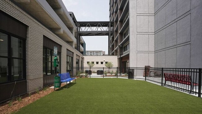 Foto del edificio - 1523 Quitman St