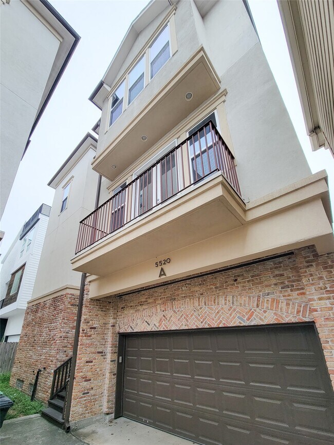 Foto del edificio - 5520 Kiam St