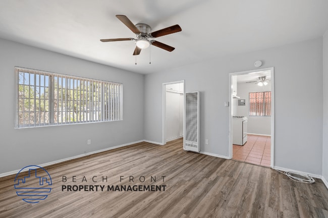 Building Photo - 2135 Santa Fe Ave.