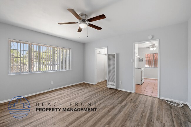 Foto del edificio - 2135 Santa Fe Ave.