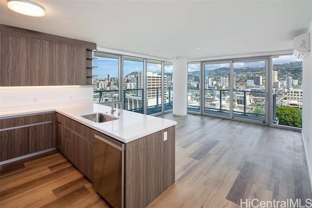 Foto principal - 1515 Liona St