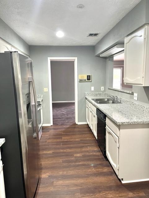 Building Photo - 22603 Deville Dr