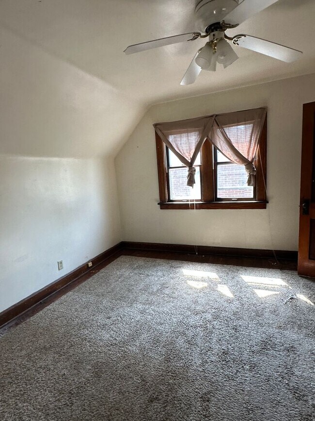 Foto del edificio - Youngstown Single Home