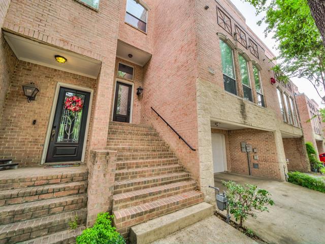 Building Photo - 1512 Pecos St