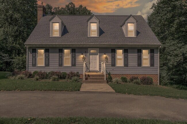 Foto del edificio - 9395 Blacksmith Dr