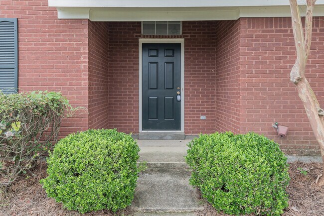 Building Photo - 8748 Stoneridge Pl