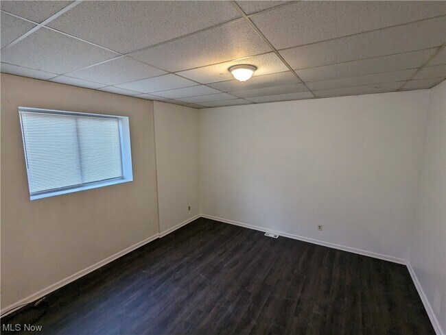 Building Photo - 4600 Grand Division Ave