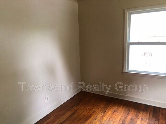 Building Photo - 2127 Lincoln Heights Ct
