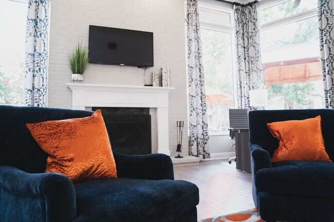 Foto del edificio - Westchase Creek Apartment Homes
