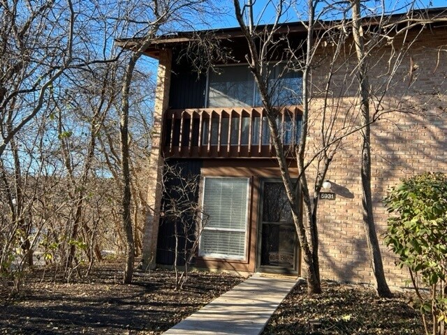 Primary Photo - 5931 Meadow Dr