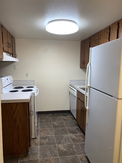 Building Photo - 1502 Trent Ct