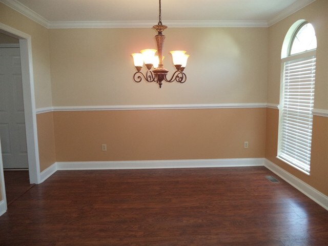 Foto del edificio - 1582 Cider Ln