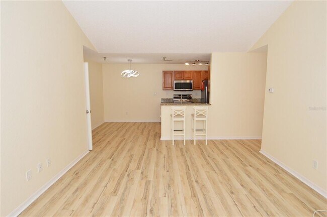 Building Photo - 10265 Gandy Blvd N