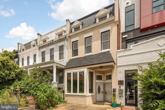 Building Photo - 730 15th St SE