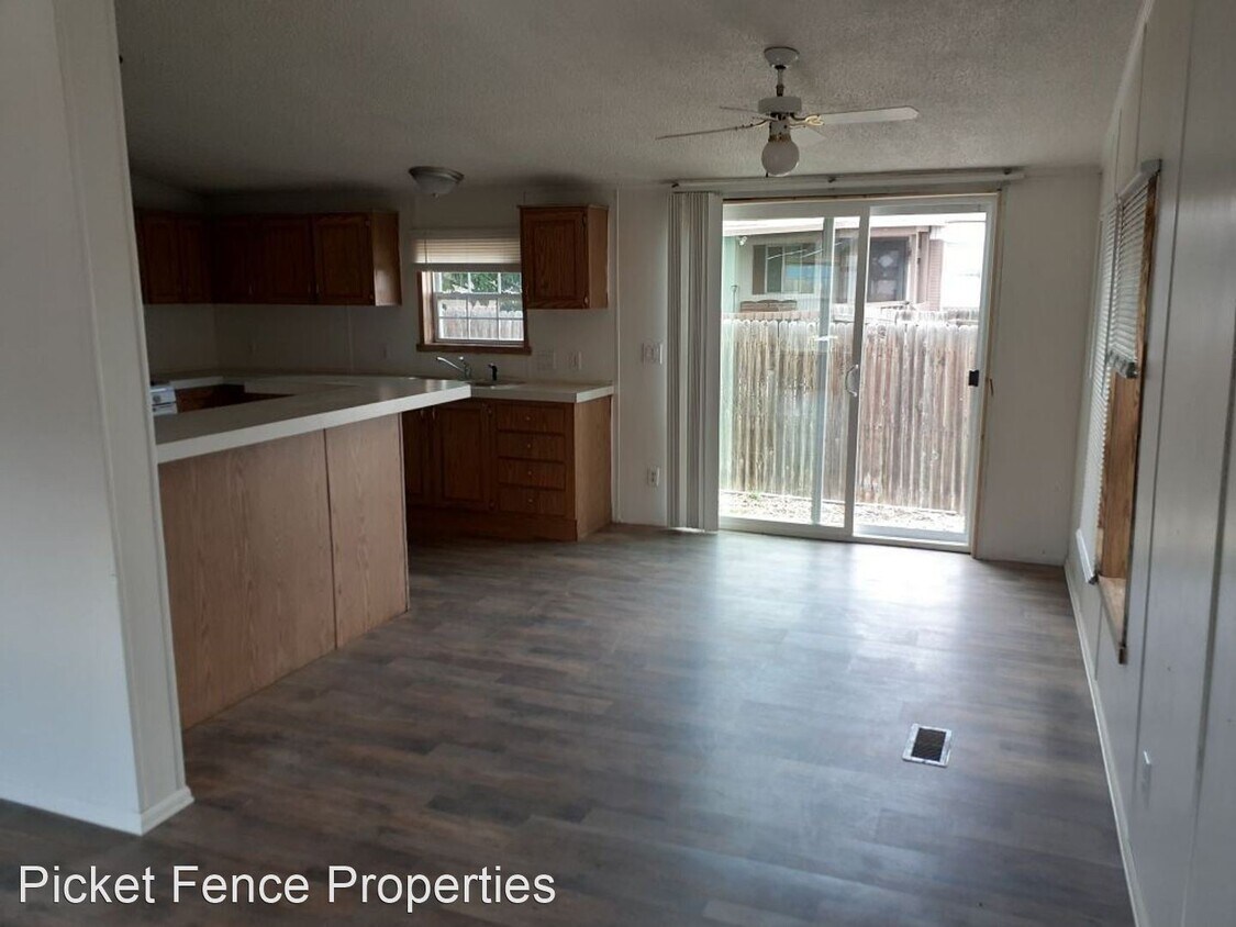 Building Photo - 3 br, 2 bath House - 8373 Monroe Circle