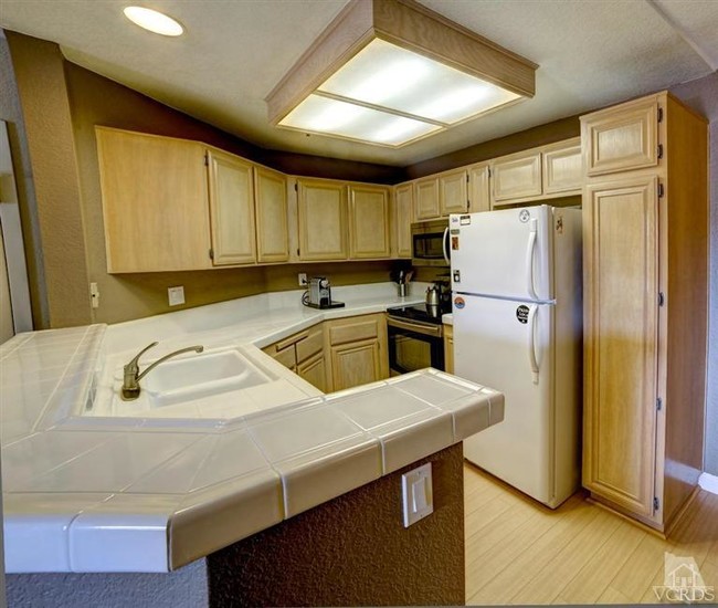 Foto del edificio - 675 Oak Run Trail