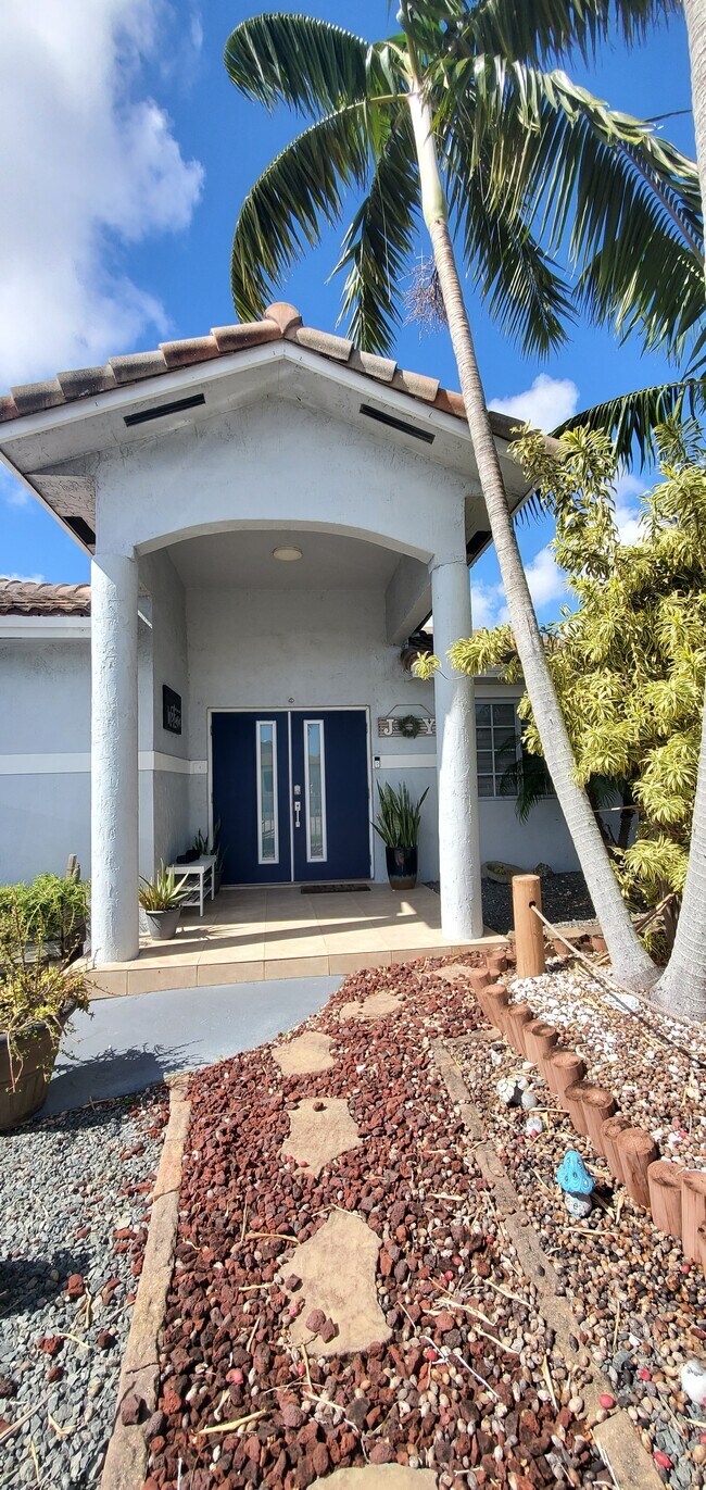 Foto del edificio - 18310 SW 114th Ct