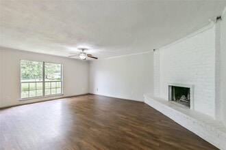 Building Photo - 14634 Dartwood Dr