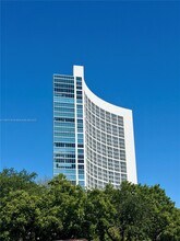 Building Photo - 601 NE 36th St Building Photo - 601 NE 36th St