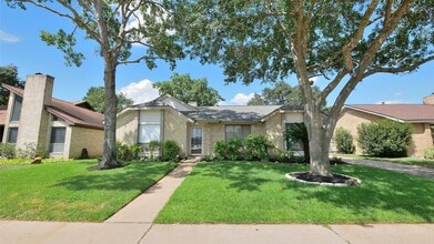 Building Photo - 21626 Park Tree Ln