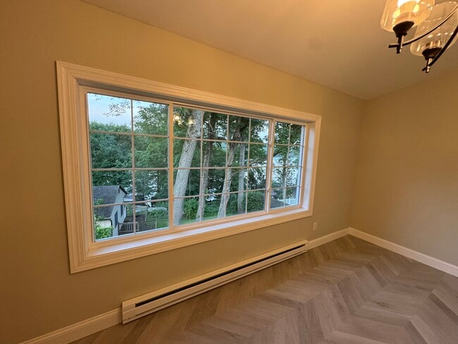 Masterbedroom - 1466 NY-292